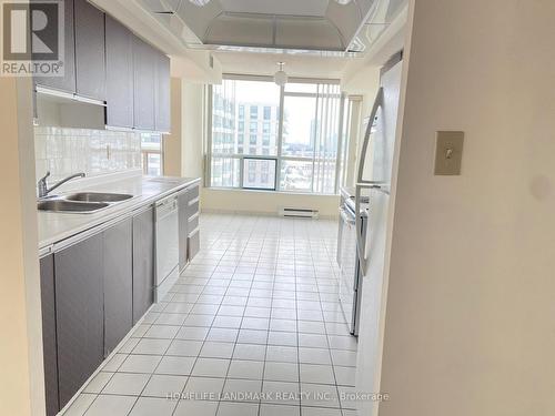 1204 - 4725 Sheppard Avenue E, Toronto, ON - Indoor Photo Showing Kitchen With Double Sink