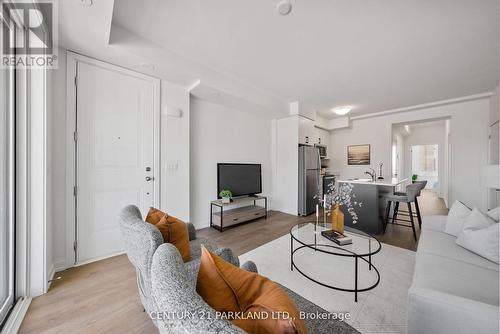 1602 - 160 Densmore Road, Cobourg, ON - Indoor Photo Showing Living Room