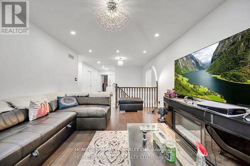 421 Freure Drive, Cambridge, ON - Indoor Photo Showing Other Room