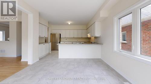119 Hawkins Street, Georgina, ON - Indoor Photo Showing Kitchen