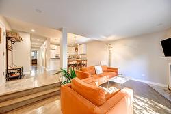 A-179 Av. de Navarre  Saint-Lambert, QC J4S 1R5