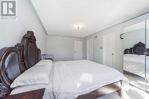638 Madame Street, Mississauga, ON - Indoor Photo Showing Bedroom