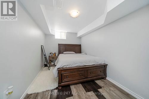 638 Madame Street, Mississauga, ON - Indoor Photo Showing Bedroom