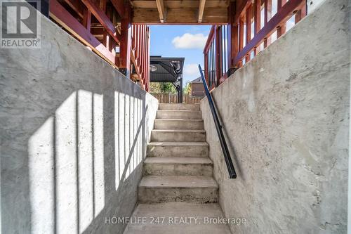638 Madame Street, Mississauga, ON - Indoor Photo Showing Other Room