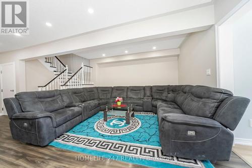 638 Madame Street, Mississauga, ON - Indoor Photo Showing Living Room