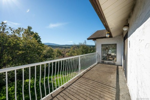 2983 Northwest Bay Rd, Nanoose Bay, BC 