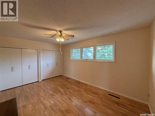 507 7Th Avenue E, Assiniboia, SK - Indoor Photo Showing Other Room