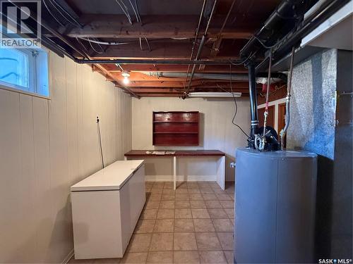 507 7Th Avenue E, Assiniboia, SK - Indoor