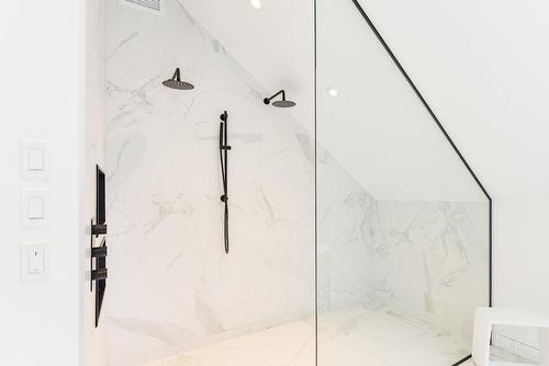 Salle de bains attenante à la CCP - 11351 Ch. De La Rivière-Du-Nord, Mirabel, QC -  Photo Showing Bathroom