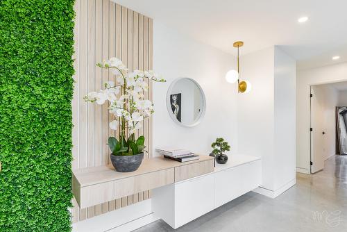 Hall d'entrée/Vestibule - 11351 Ch. De La Rivière-Du-Nord, Mirabel, QC - Indoor