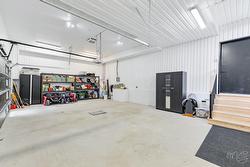 Garage - 