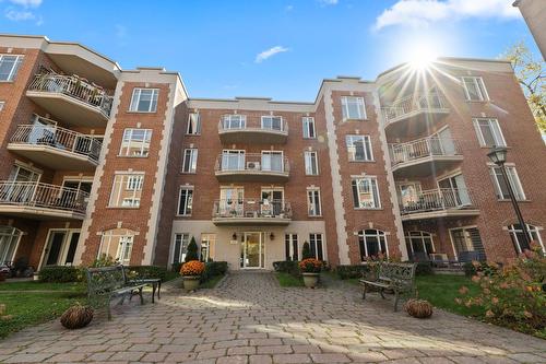 301-5850 Av. de Monkland  Montréal (Côte-Des-Neiges/Notre-Dame-De-Grâce), QC H4A 1G1