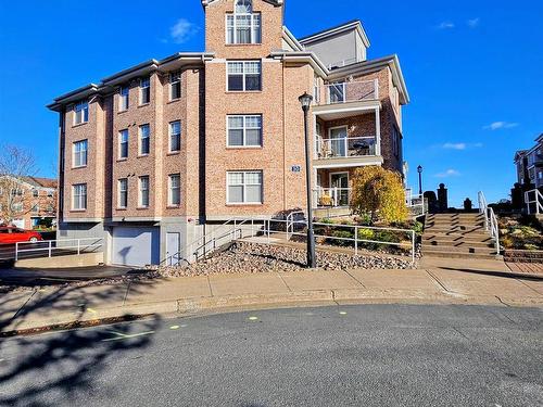 103 30 Waterfront Drive, Bedford, NS 