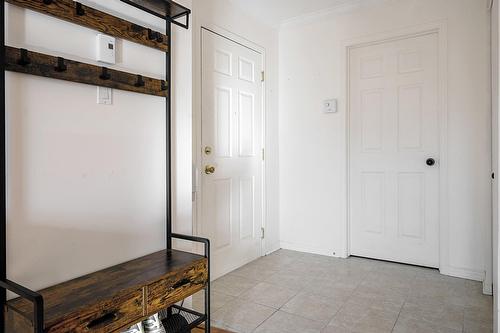 Hall d'entrée/Vestibule - 8-8645 Place Du Charpentier, Mirabel, QC - Indoor Photo Showing Other Room