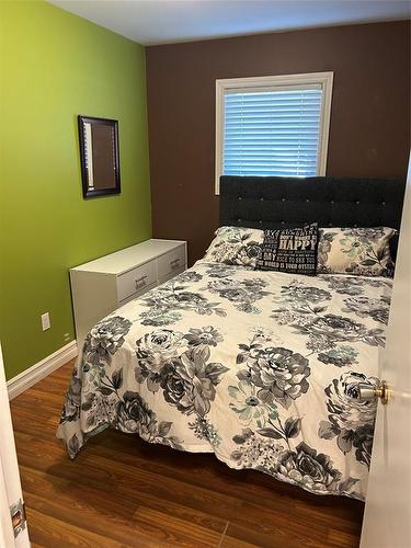 319 J.R Smallwood Boulevard, Gambo, NL 