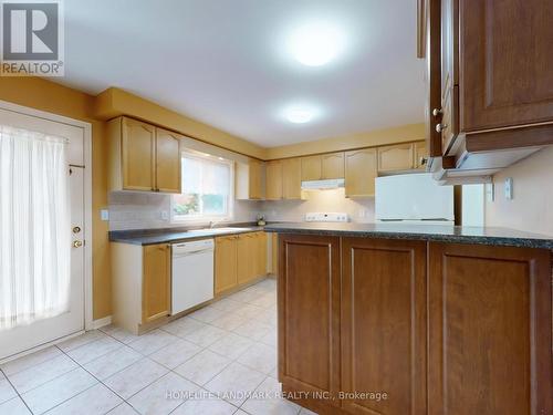 5919 Osprey Boulevard, Mississauga, ON - Indoor Photo Showing Kitchen