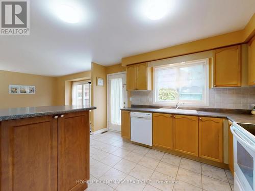 5919 Osprey Boulevard, Mississauga, ON - Indoor Photo Showing Kitchen