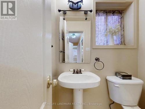 5919 Osprey Boulevard, Mississauga, ON - Indoor Photo Showing Bathroom