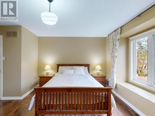 5919 Osprey Boulevard, Mississauga, ON - Indoor Photo Showing Bedroom