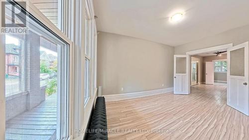 25 Spadina Avenue, Hamilton, ON - Indoor Photo Showing Other Room