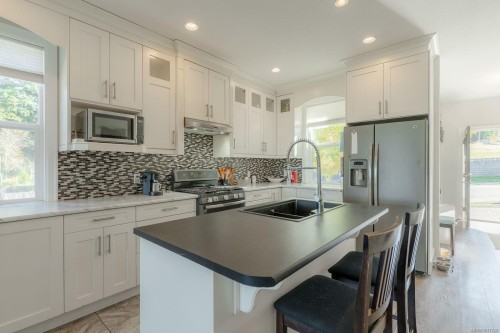 2204 Belwood Rd, Nanaimo, BC 