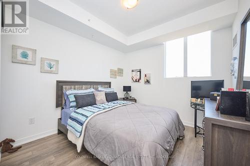 610 - 550 North Service Road, Grimsby (Grimsby Beach), ON - Indoor Photo Showing Bedroom
