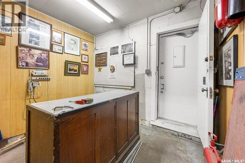 1200 Victoria Avenue, Regina, SK - Indoor