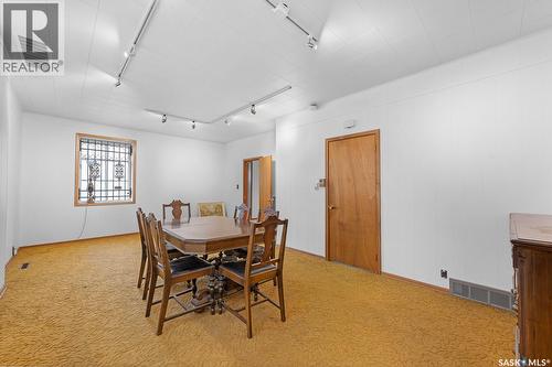 1200 Victoria Avenue, Regina, SK - Indoor Photo Showing Dining Room
