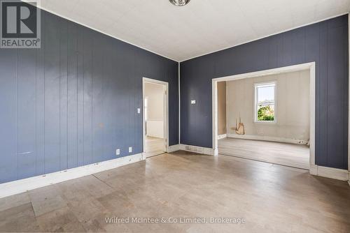570 20 Side Road, Brockton, ON - Indoor Photo Showing Other Room