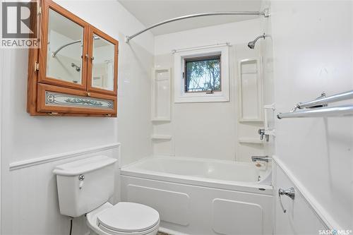 450 Charles Street, Asquith, SK - Indoor Photo Showing Bathroom