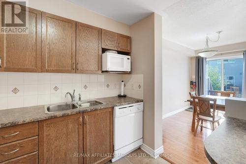 76 Indigo Street, Ottawa, ON - Indoor Photo Showing Kitchen With Double Sink