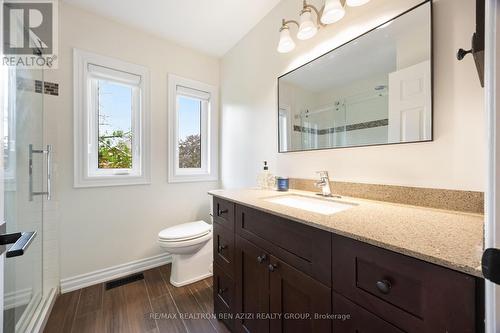 2th BATHROOM - 78 Charing Crescent, Aurora, ON - Indoor Photo Showing Bathroom