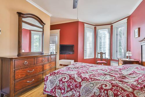 Primary bedroom - 10737 Av. Vianney, Montréal (Ahuntsic-Cartierville), QC - Indoor Photo Showing Bedroom
