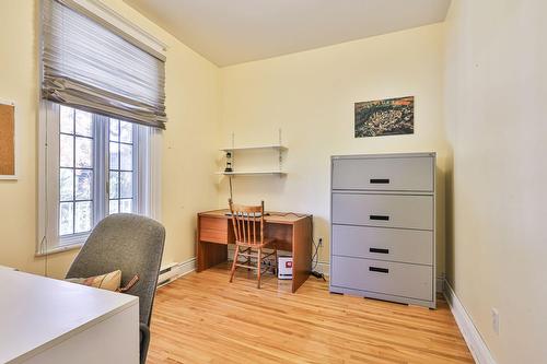 Bedroom - 10737 Av. Vianney, Montréal (Ahuntsic-Cartierville), QC - Indoor Photo Showing Office