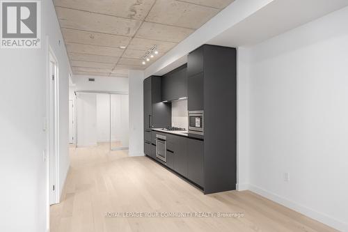 219 - 1720 Bayview Avenue, Toronto, ON - Indoor Photo Showing Other Room