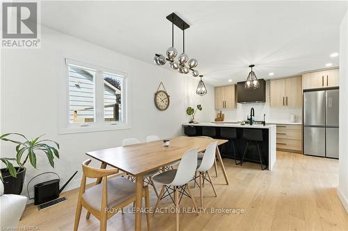 37 Barnes Avenue, Brantford, ON - Indoor Photo Showing Dining Room