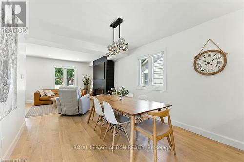 37 Barnes Avenue, Brantford, ON - Indoor Photo Showing Dining Room
