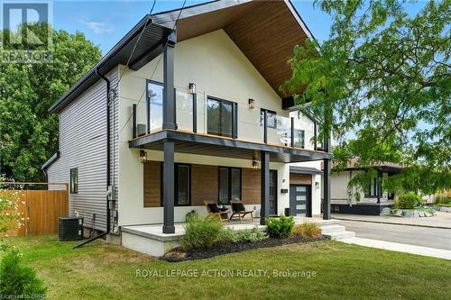 37 Barnes Avenue, Brantford, ON - Outdoor With Deck Patio Veranda