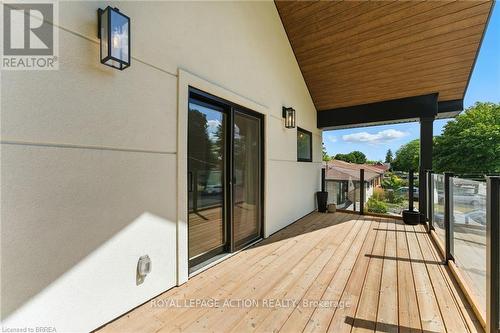 37 Barnes Avenue, Brantford, ON - Outdoor With Exterior