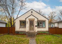 320 Mandeville ST  Winnipeg, MB R3J 2G9