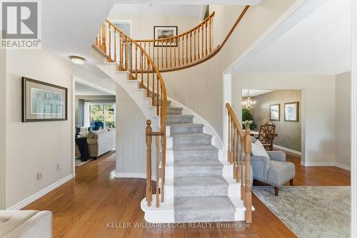 2163 Winding Way, Burlington, ON - Indoor Photo Showing Other Room