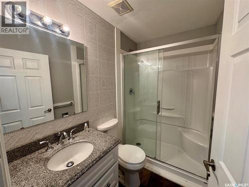 540 Wascana Street, Regina, SK - Indoor Photo Showing Bathroom