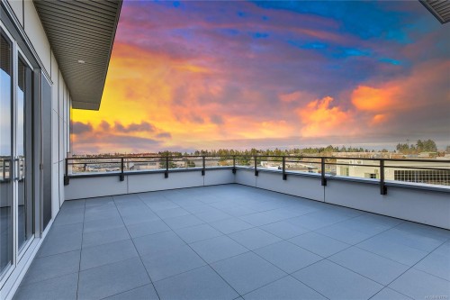 501-6540 Metral Dr, Nanaimo, BC - Outdoor With View