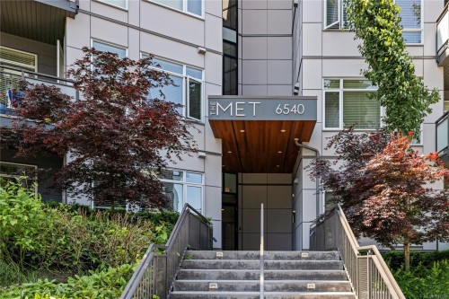 501-6540 Metral Dr, Nanaimo, BC - Outdoor With Exterior