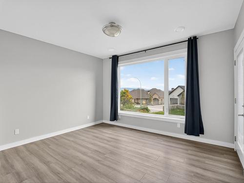 1534 Gregory Road, West Kelowna, BC - Indoor Photo Showing Other Room