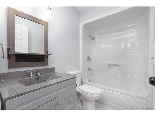 21 Shawn Crt, Riverview, NB 