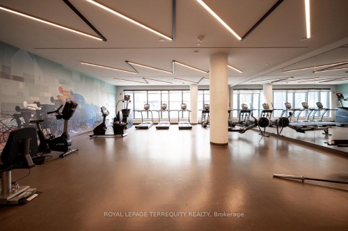 306-34 Tubman Avenue, Toronto, ON - Indoor Photo Showing Gym Room