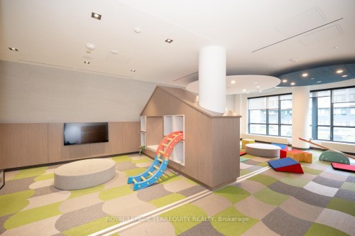 306-34 Tubman Avenue, Toronto, ON - Indoor Photo Showing Other Room