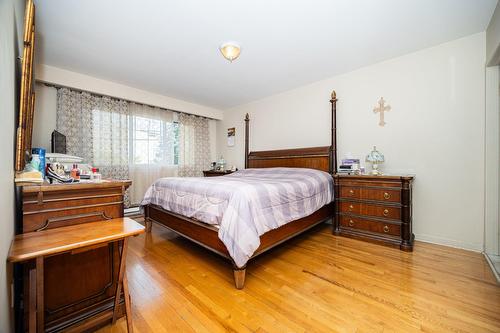 Primary bedroom - 5007  - 5009 Boul. Notre-Dame, Laval (Chomedey), QC - Indoor Photo Showing Bedroom