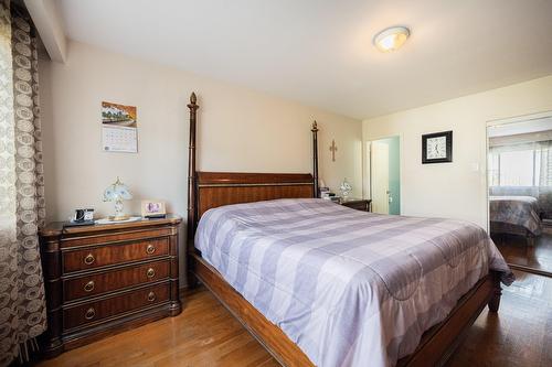 Primary bedroom - 5007  - 5009 Boul. Notre-Dame, Laval (Chomedey), QC - Indoor Photo Showing Bedroom